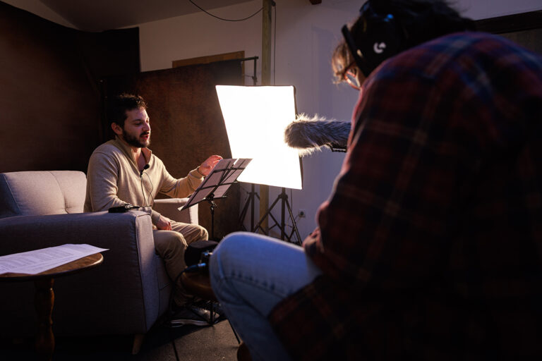 Travail de la voix off